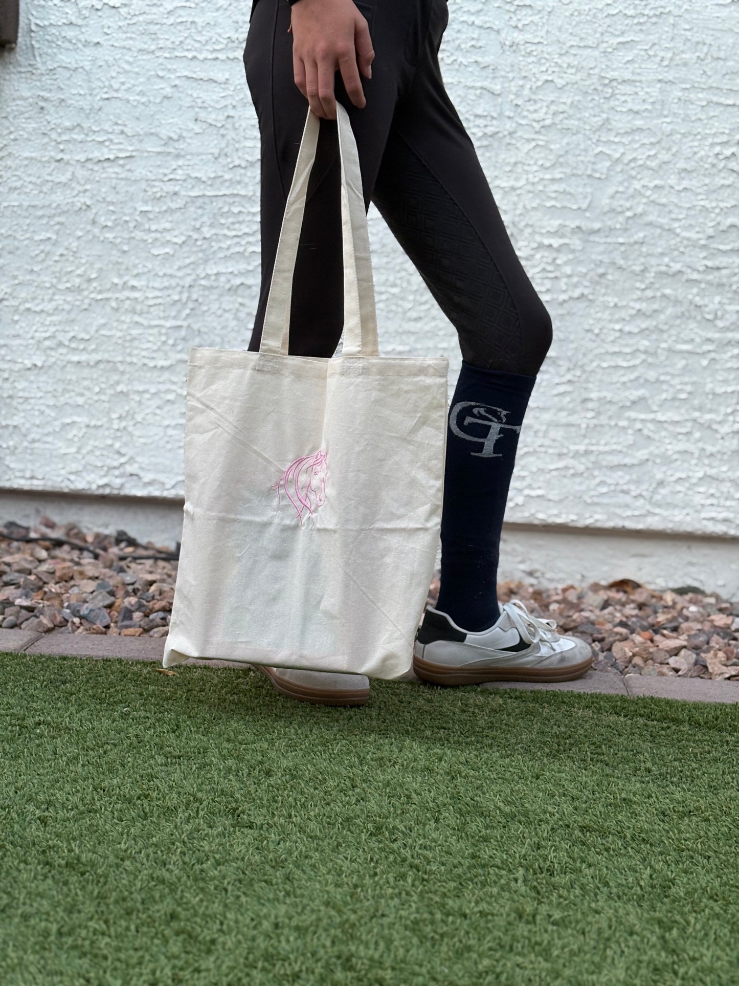 Tote bag